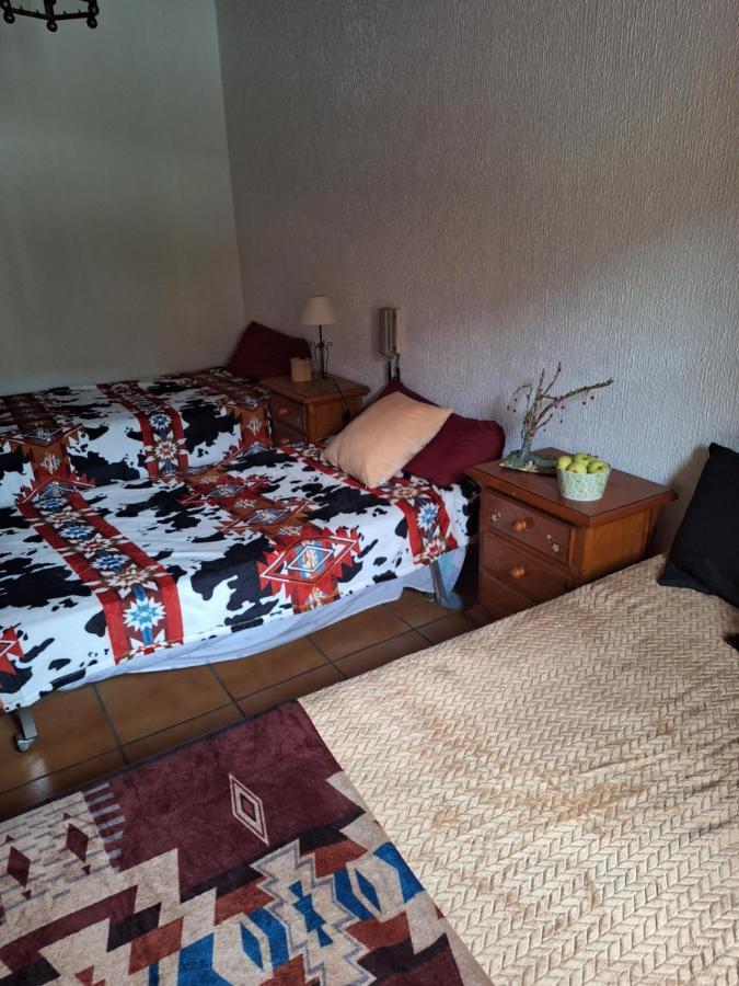 Hostal El Patio Restaurante San Bartolomé de Pinares المظهر الخارجي الصورة